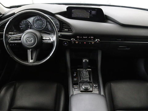 Mazda 3 2.0 e-SkyActiv-X Luxury | Leder | Stoel & stuurverwarming | BOSE Sound | Adaptive cruise | Camera | Carplay | Keyless | Head-Up | Memory