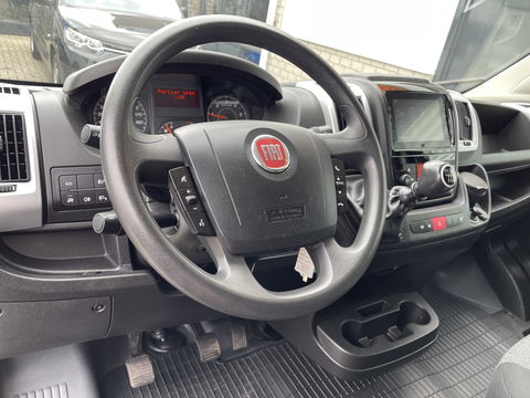 Fiat Ducato 35H 2.3 MultiJet 140pk L2H2 DC 6 persoons / vaste prijs rijklaar € 25.950 ex btw / lease vanaf € 424 / cruise en climate control / camera / trekhaak 3000 kg !