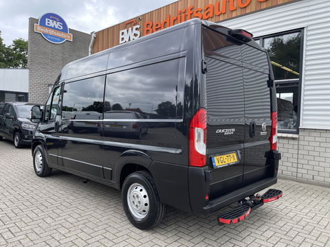 Fiat Ducato 35H 2.3 MultiJet 140pk L2H2 DC 6 persoons / vaste prijs rijklaar € 25.950 ex btw / lease vanaf € 424 / cruise en climate control / camera / trekhaak 3000 kg !