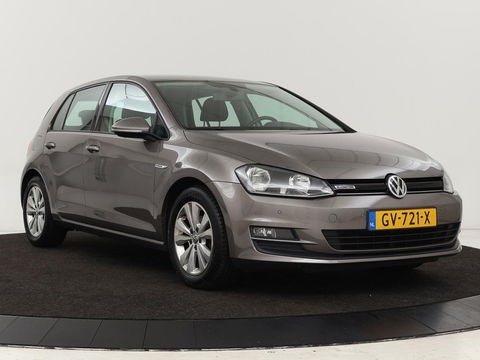 Volkswagen Golf 1.0 TSI Comfortline | Climate control | Cruise control | Parkeerhulp | Radio/CD | Lichtmetalen velgen