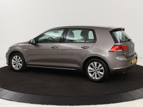 Volkswagen Golf 1.0 TSI Comfortline | Climate control | Cruise control | Parkeerhulp | Radio/CD | Lichtmetalen velgen