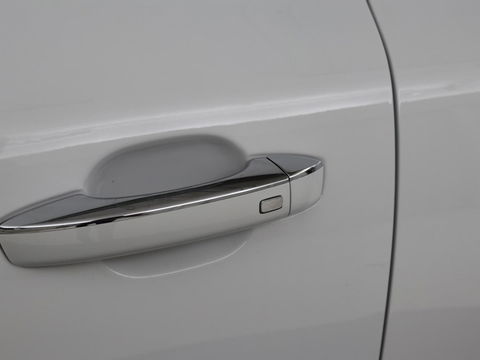 MG EHS 1.5 TGDI Luxury | Panoramadak | Trekhaak | Adaptive cruise | Leder | Carplay | Stoelverwarming | 360 camera | Navigatie | Full LED | Keyless
