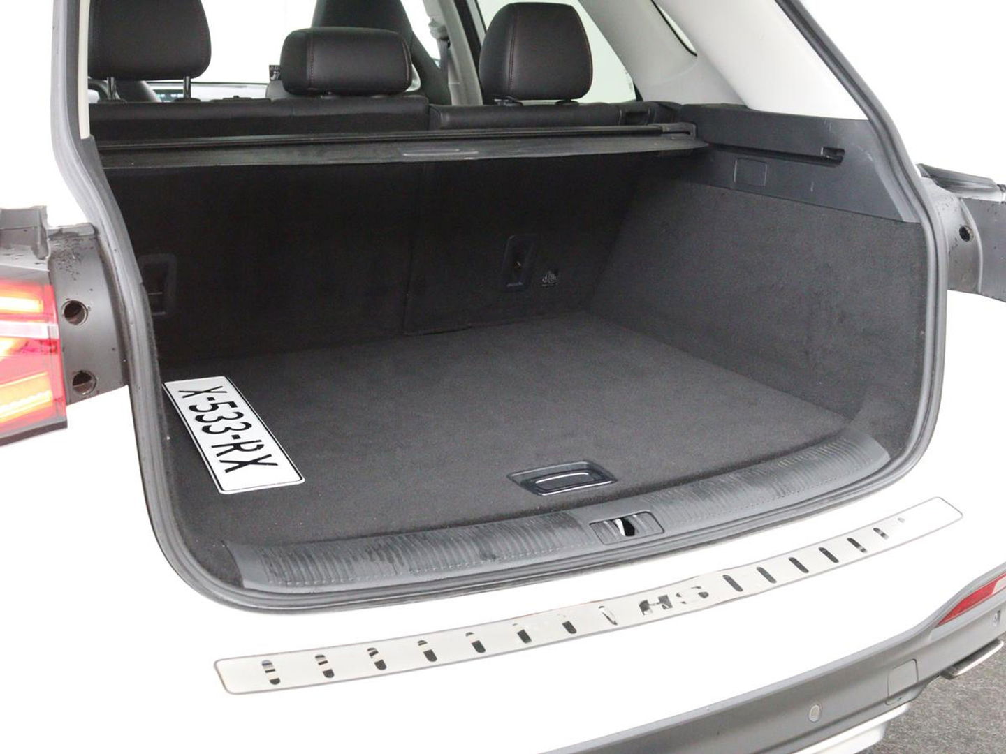 MG EHS 1.5 TGDI Luxury | Panoramadak | Trekhaak | Adaptive cruise | Leder | Carplay | Stoelverwarming | 360 camera | Navigatie | Full LED | Keyless