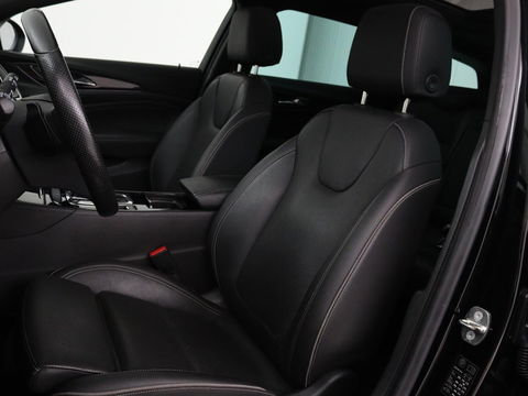 Opel Insignia 1.5 Turbo Innovation | Panoramadak | Stoelventilatie | Massage | OPC Line | Head-Up | 360 camera | Carplay | Matrix LED