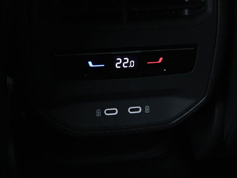 CUPRA Leon 1.4 e-Hybrid VZ | 245pk | Stuurverwarming | Navigatie | Sfeerverlichting | Full LED | Keyless | Sportstoelen | Magnetic Tech Matt | PHEV