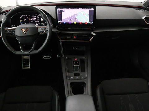 CUPRA Leon 1.4 e-Hybrid VZ | 245pk | Stuurverwarming | Navigatie | Sfeerverlichting | Full LED | Keyless | Sportstoelen | Magnetic Tech Matt | PHEV