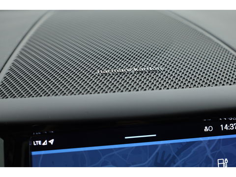 Volvo XC60 2.0 T6 T6 recharge r-design | Long Range | Pano-dak | Trekhaak | ACC |  H&K Audio |