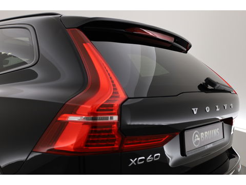 Volvo XC60 2.0 T6 T6 recharge r-design | Long Range | Pano-dak | Trekhaak | ACC |  H&K Audio |