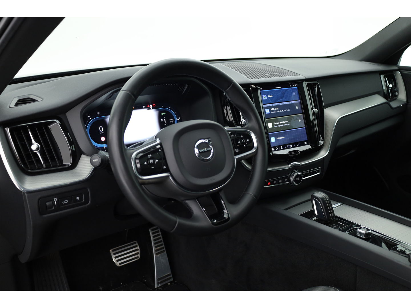 Volvo XC60 2.0 T6 T6 recharge r-design | Long Range | Pano-dak | Trekhaak | ACC |  H&K Audio |