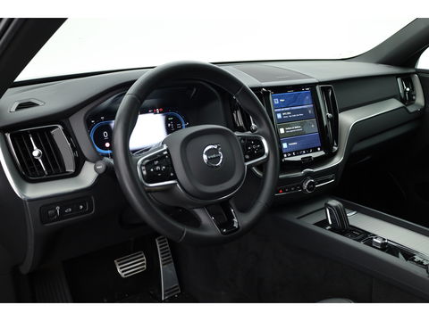 Volvo XC60 2.0 T6 T6 recharge r-design | Long Range | Pano-dak | Trekhaak | ACC |  H&K Audio |