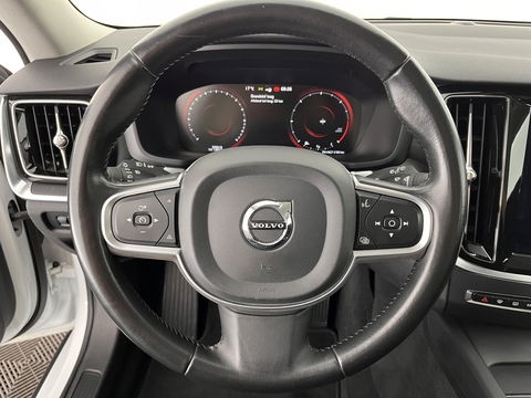 Volvo V60 2.0 D4 Momentum Maxton-Design *FULL-LED | LEATHER-MICROFIBRE | DIGI-COCKPIT | NAVI-FULLMAP | HEATED-COMFORTSEATS | ECC | PDC | CRUISE | LANE-ASSIST | CARPLAY | 20''ALU *