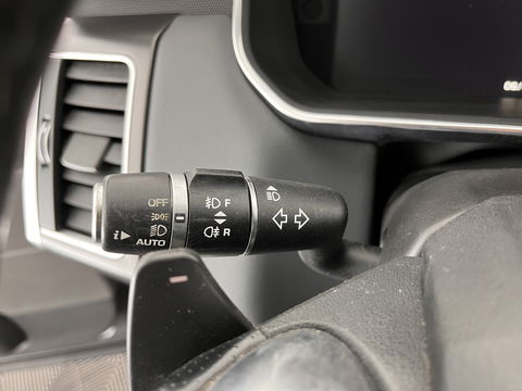 Land Rover Range Rover Sport 4.4 SDV8 Autobiography Dynamic Aut. *PANO | LUXURY-LEATHER | BI-XENON | DIGI-COCKPIT | MERIDIAN-AUDIO | AIR-SUSPENSION | HEATED/COOLED-COMFORTSEATS | CARPLAY | LANE-ASSIST | CAMERA | SHIFT-PADDLES | TOWBAR | 22''ALU*