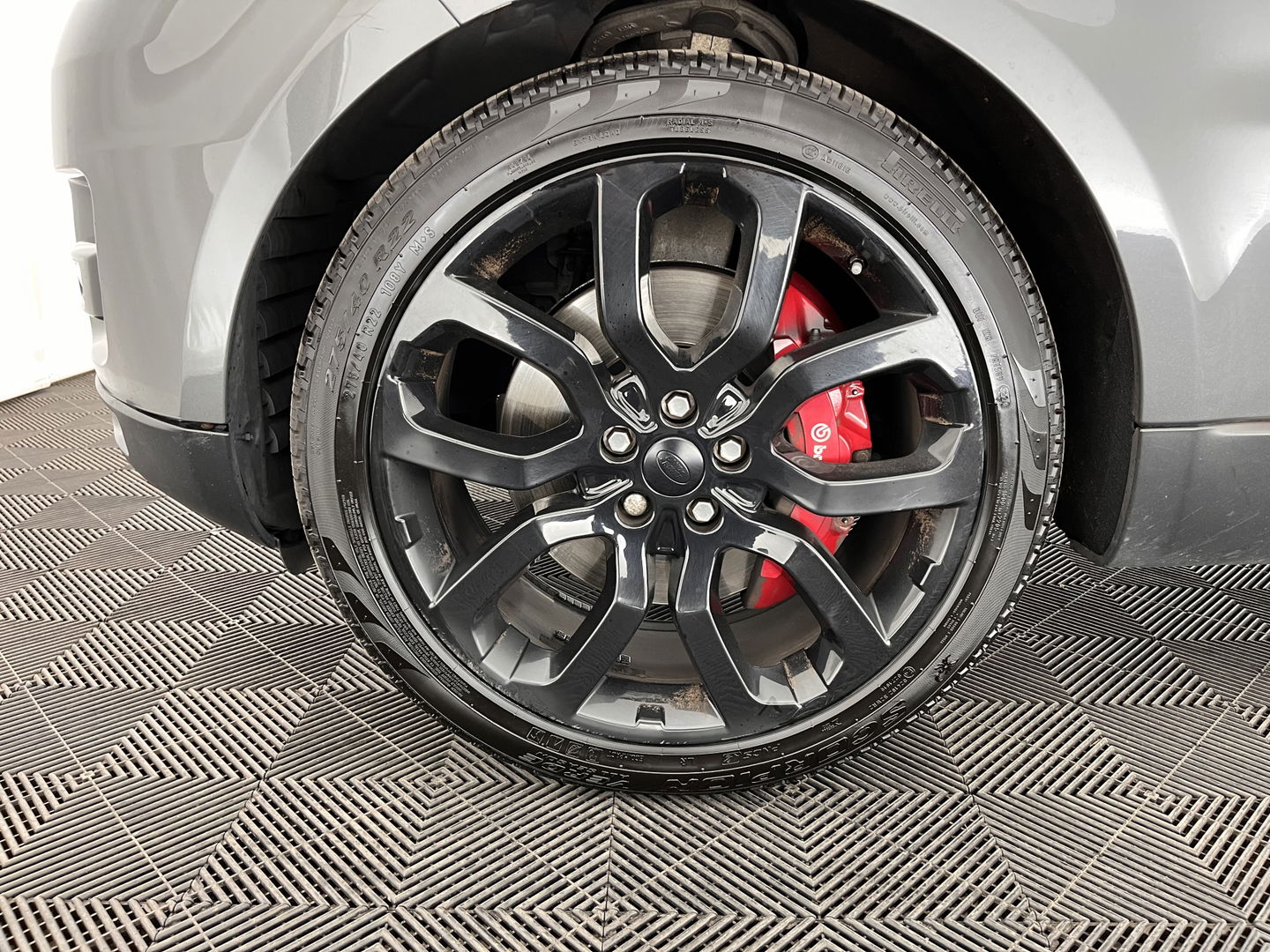 Land Rover Range Rover Sport 4.4 SDV8 Autobiography Dynamic Aut. *PANO | LUXURY-LEATHER | BI-XENON | DIGI-COCKPIT | MERIDIAN-AUDIO | AIR-SUSPENSION | HEATED/COOLED-COMFORTSEATS | CARPLAY | LANE-ASSIST | CAMERA | SHIFT-PADDLES | TOWBAR | 22''ALU*