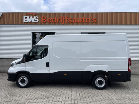 Iveco Daily 35S16V 2.3 L2H2 160pk / vaste prijs rijklaar € 21.950 ex btw / bpm vrij / euro 6 diesel / lease vanaf € 358 / airco / pdc en opstap achter / trekhaak 3500 kg !