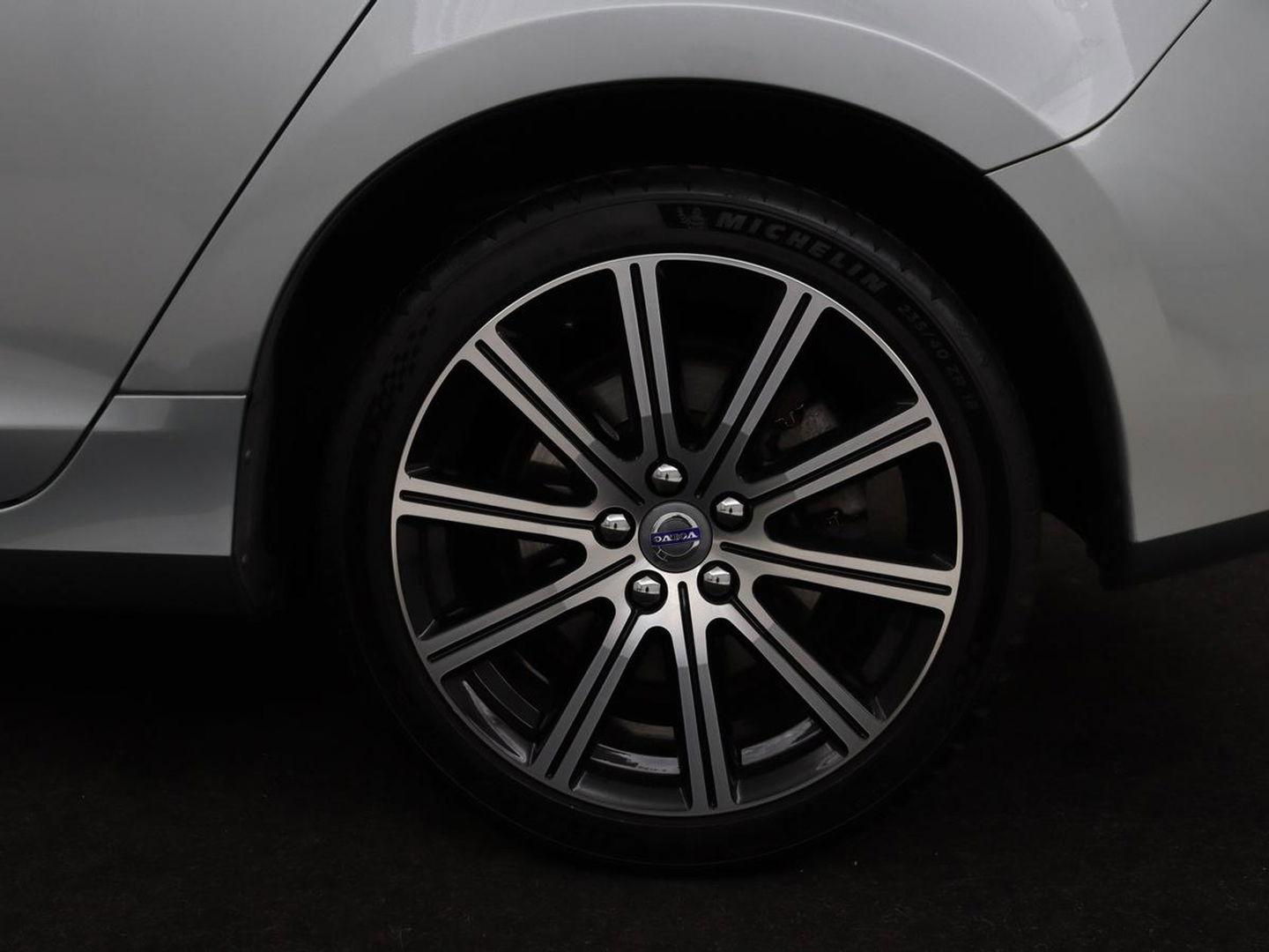 Volvo S60 1.5 T2 Nordic+ | 78.200km NAP | Schuifdak | Stoelverwarming | Adaptive cruise | Camera | Navigatie | Xenon | BLIS | Park Assist | Memory