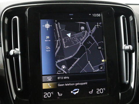 Volvo XC40 1.5 T5 Recharge Inscription | Panoramadak | Leder | Stoelverwarming | Trekhaak | Carplay | Adaptive cruise | Navigatie | Stuurverwarming | Full LED