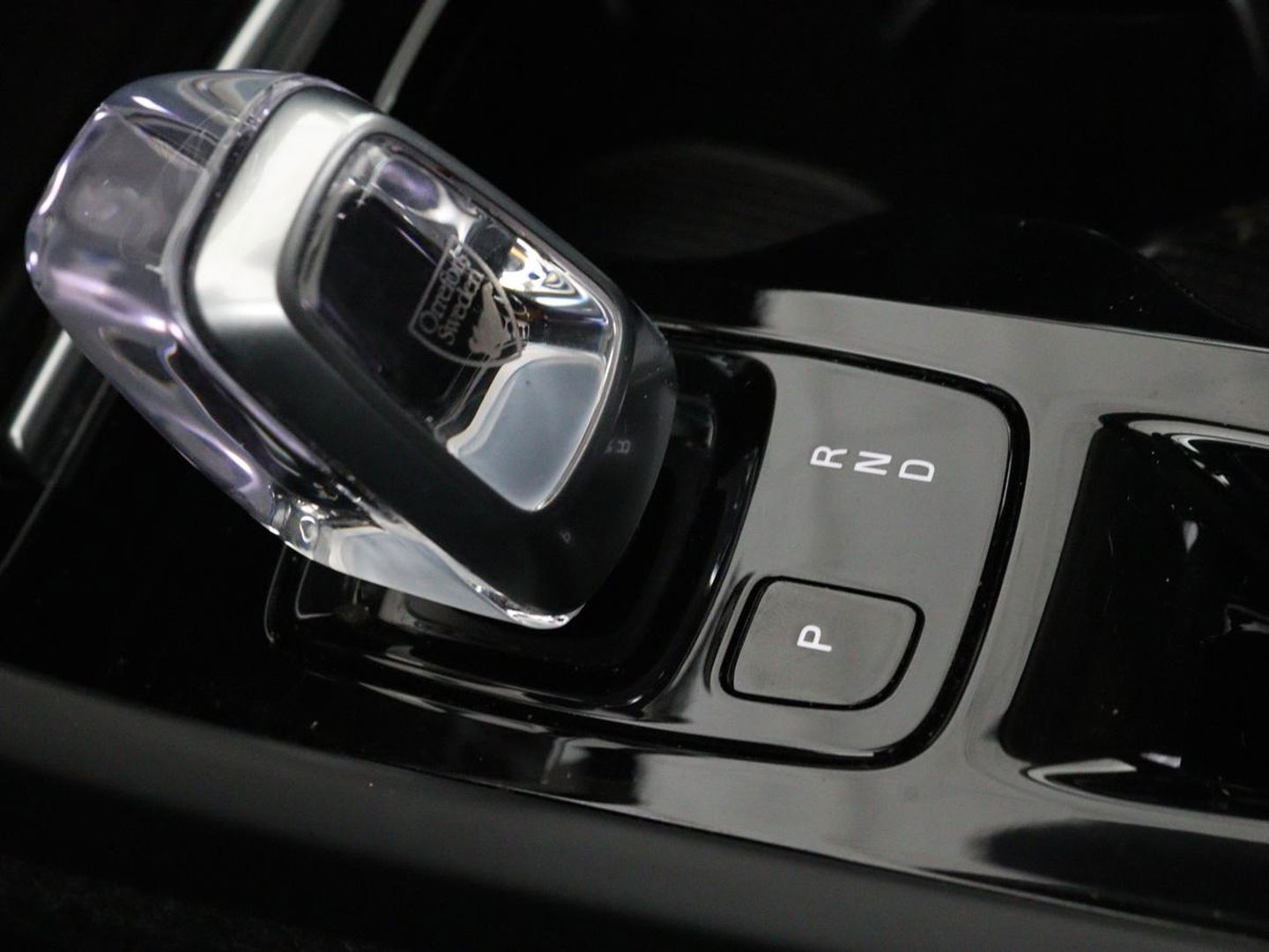 Volvo XC40 1.5 T5 Recharge Inscription | Panoramadak | Leder | Stoelverwarming | Trekhaak | Carplay | Adaptive cruise | Navigatie | Stuurverwarming | Full LED