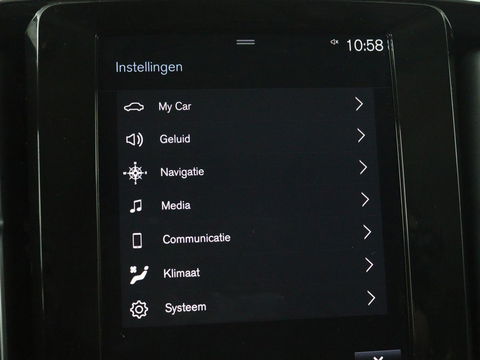 Volvo XC40 1.5 T5 Recharge Inscription | Panoramadak | Leder | Stoelverwarming | Trekhaak | Carplay | Adaptive cruise | Navigatie | Stuurverwarming | Full LED