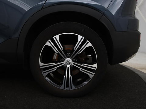 Volvo XC40 1.5 T5 Recharge Inscription | Panoramadak | Leder | Stoelverwarming | Trekhaak | Carplay | Adaptive cruise | Navigatie | Stuurverwarming | Full LED