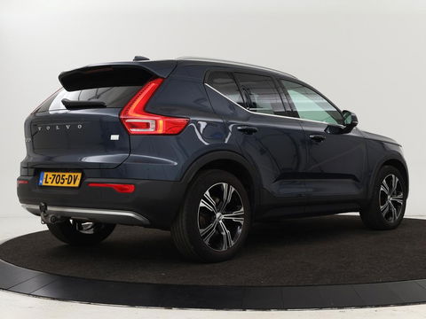 Volvo XC40 1.5 T5 Recharge Inscription | Panoramadak | Leder | Stoelverwarming | Trekhaak | Carplay | Adaptive cruise | Navigatie | Stuurverwarming | Full LED