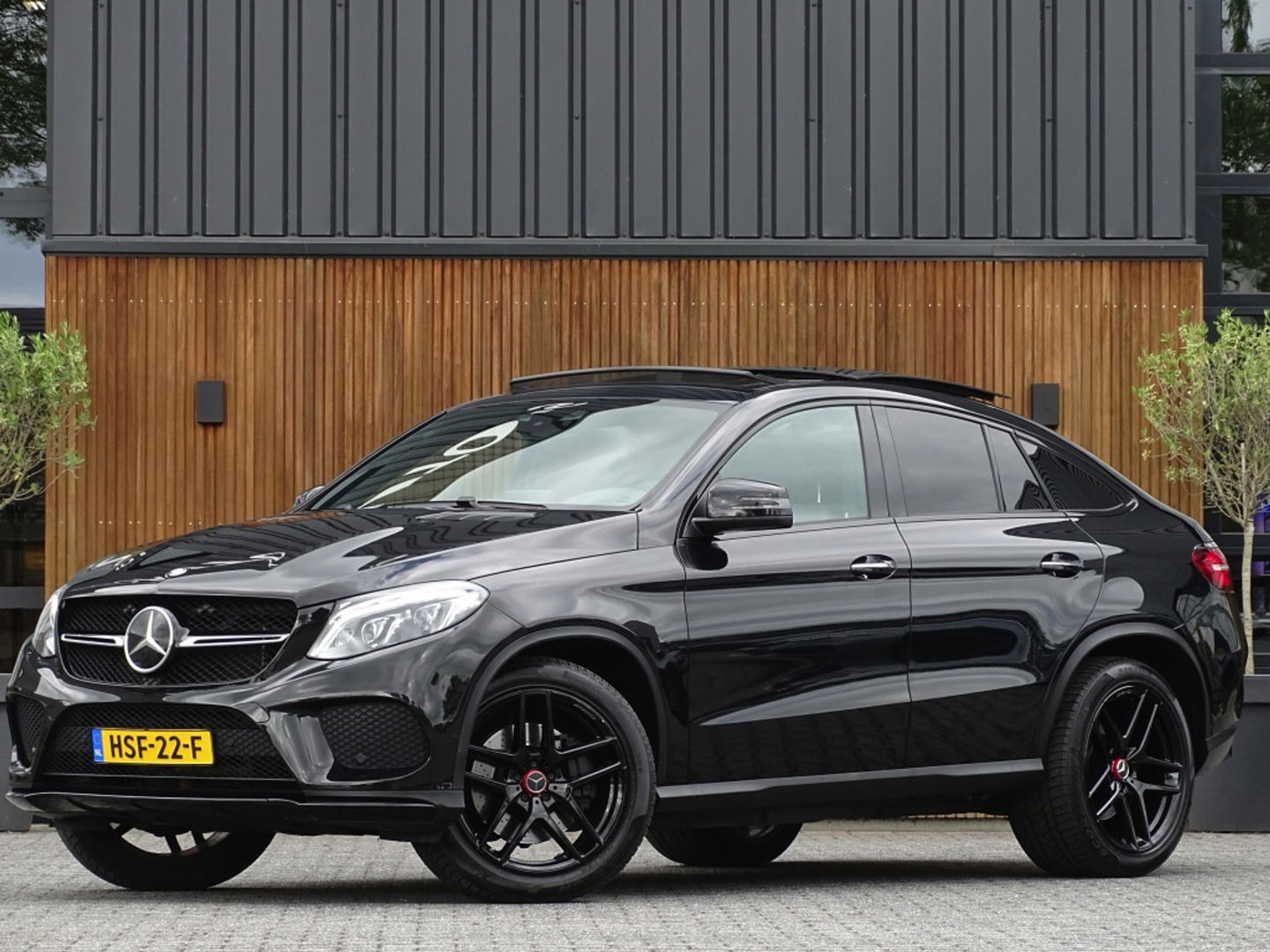 Mercedes-Benz GLE-Coupe 400 AMG 334PK 4-Matic / Harman Kardon / Softclose / LED