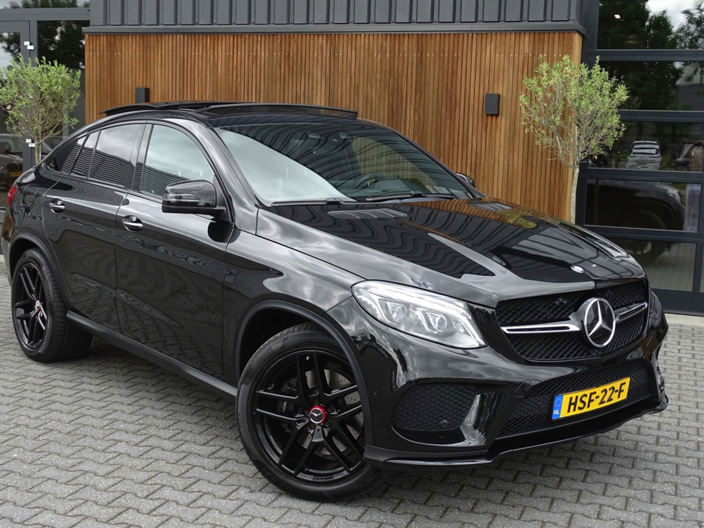 Mercedes-Benz GLE-Coupe 400 AMG 334PK 4-Matic / Harman Kardon / Softclose / LED