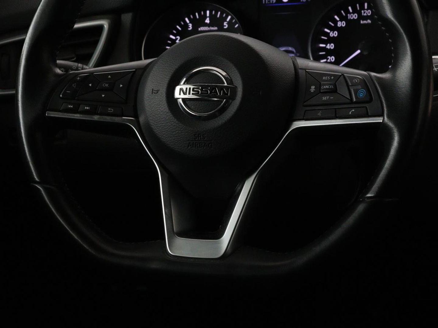 Nissan QASHQAI 1.3 DIG-T Tekna | Automaat | Panoramadak | Elektrische stoelen | Stoelverwarming | Adaptive cruise | Navigatie | 360 Camera | Full LED