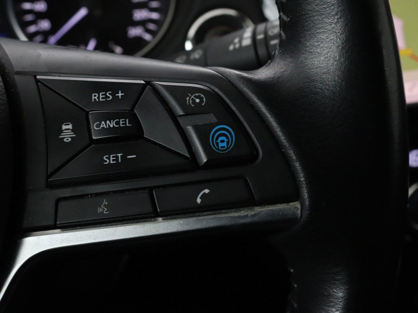 Nissan QASHQAI 1.3 DIG-T Tekna | Automaat | Panoramadak | Elektrische stoelen | Stoelverwarming | Adaptive cruise | Navigatie | 360 Camera | Full LED