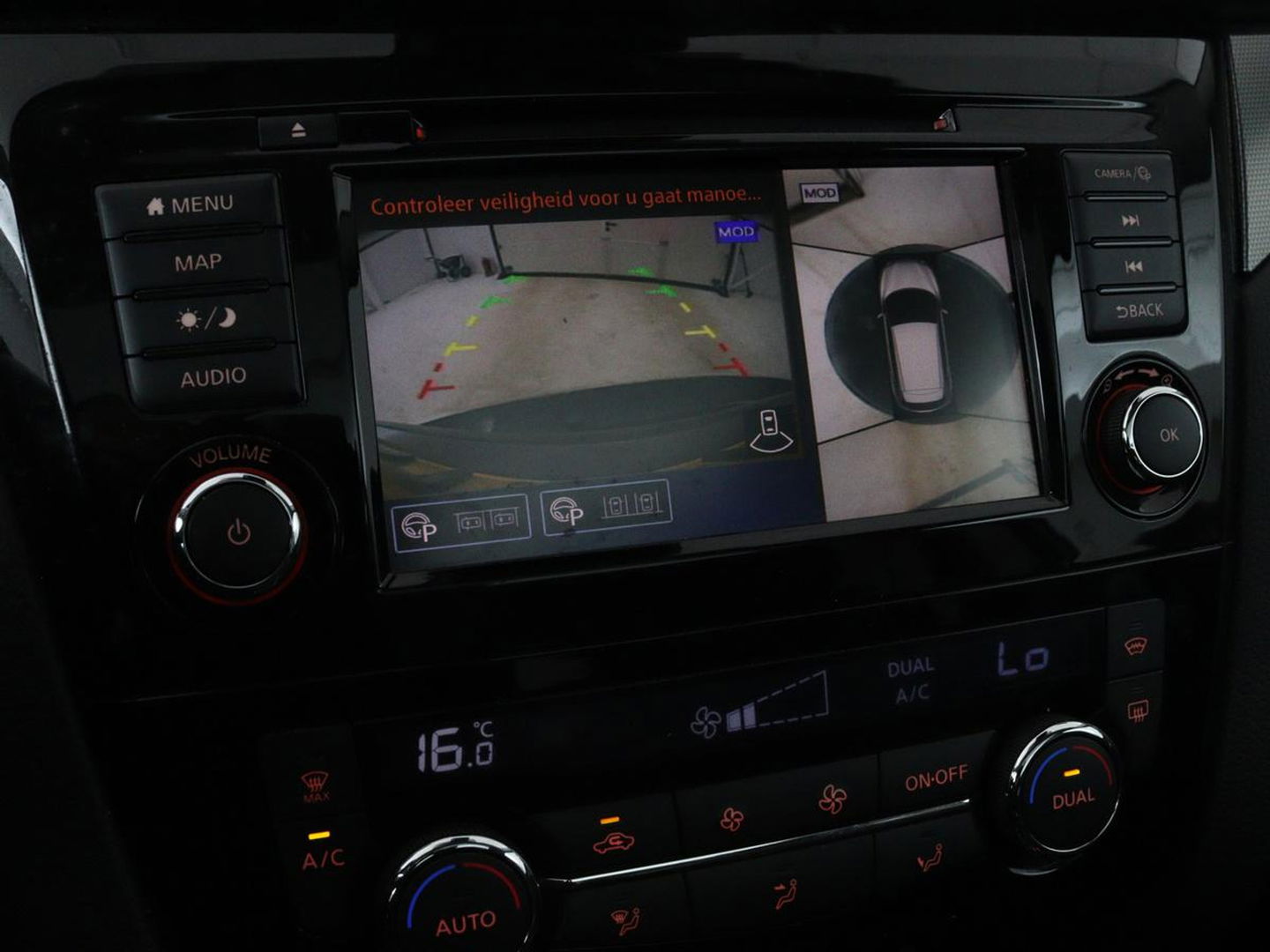 Nissan QASHQAI 1.3 DIG-T Tekna | Automaat | Panoramadak | Elektrische stoelen | Stoelverwarming | Adaptive cruise | Navigatie | 360 Camera | Full LED