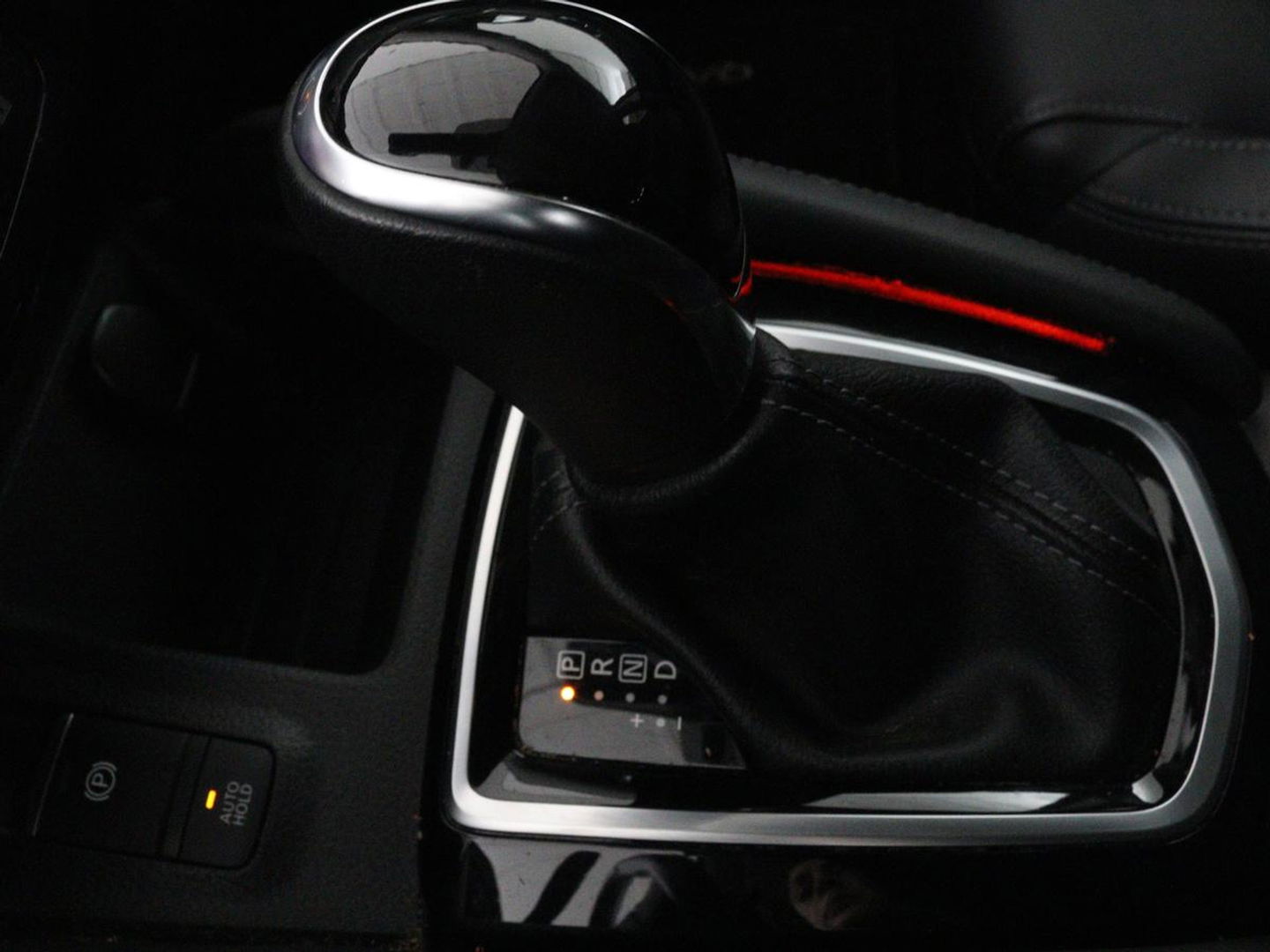Nissan QASHQAI 1.3 DIG-T Tekna | Automaat | Panoramadak | Elektrische stoelen | Stoelverwarming | Adaptive cruise | Navigatie | 360 Camera | Full LED