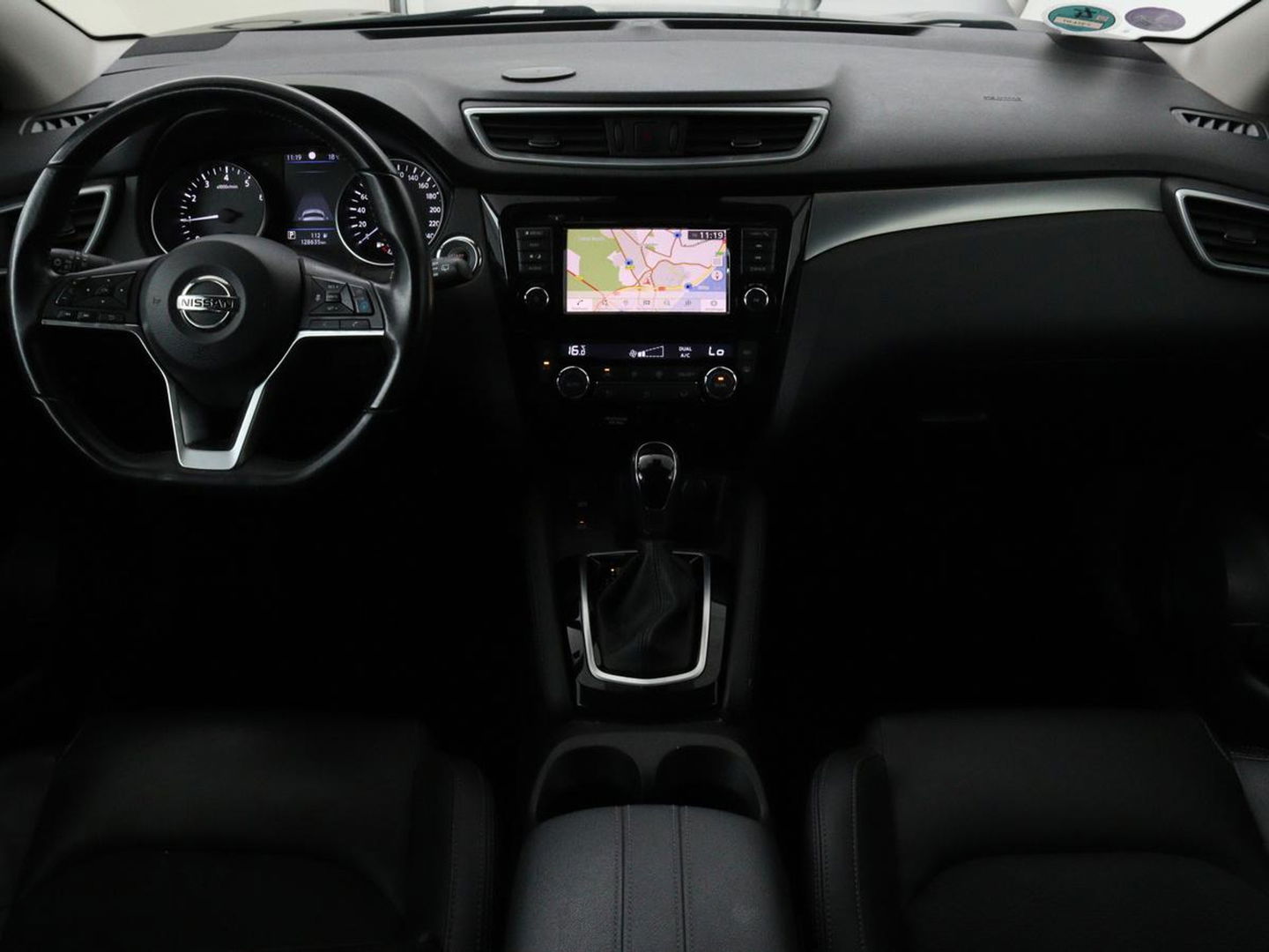 Nissan QASHQAI 1.3 DIG-T Tekna | Automaat | Panoramadak | Elektrische stoelen | Stoelverwarming | Adaptive cruise | Navigatie | 360 Camera | Full LED