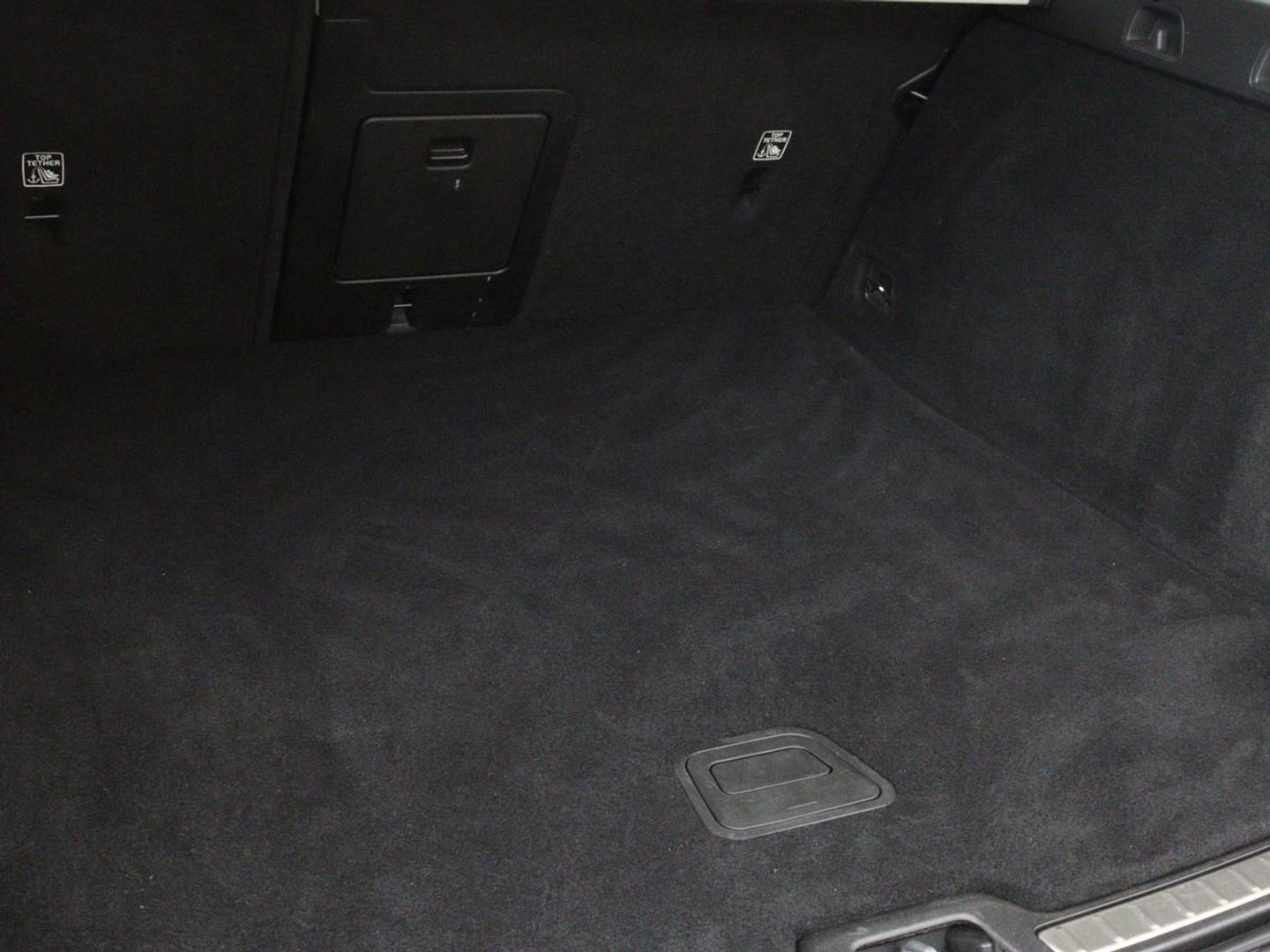 Volvo V60 2.0 B4 Inscription | Panoramadak | Trekhaak | Leder | Stoel & stuurverwarming | Head-Up | Adaptive cruise | Harman/Kardon | 360 camera | Carplay | Navigatie | Memory | Full LED | Keyless
