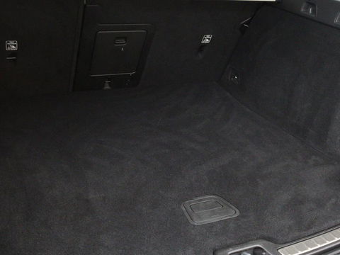 Volvo V60 2.0 B4 Inscription | Panoramadak | Trekhaak | Leder | Stoel & stuurverwarming | Head-Up | Adaptive cruise | Harman/Kardon | 360 camera | Carplay | Navigatie | Memory | Full LED | Keyless