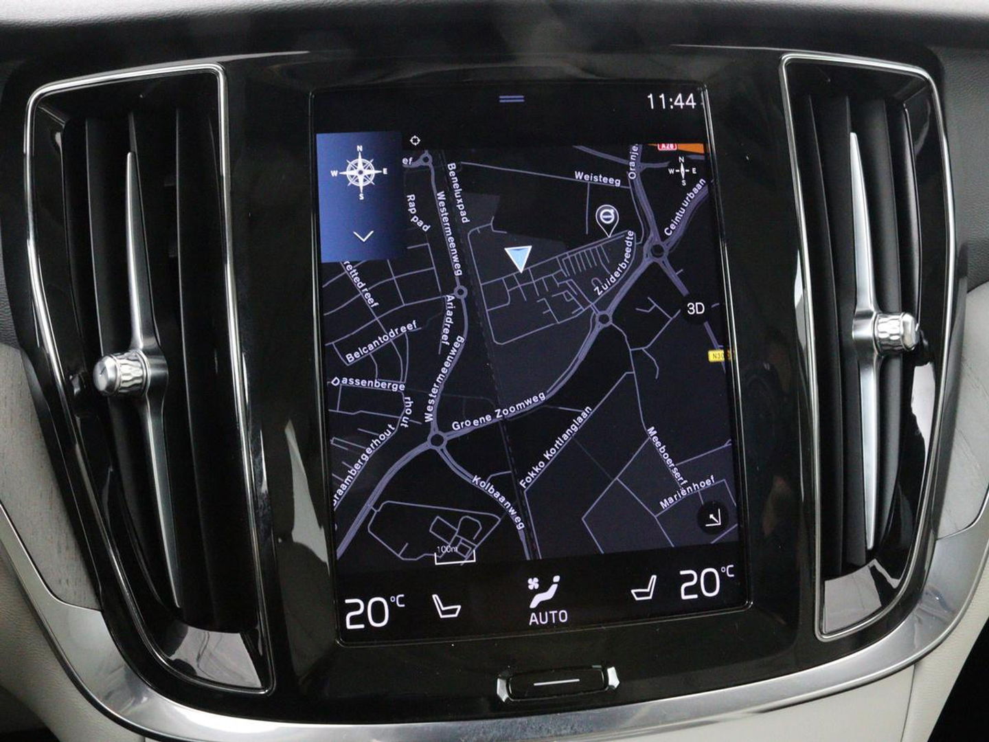 Volvo V60 2.0 B4 Inscription | Panoramadak | Trekhaak | Leder | Stoel & stuurverwarming | Head-Up | Adaptive cruise | Harman/Kardon | 360 camera | Carplay | Navigatie | Memory | Full LED | Keyless