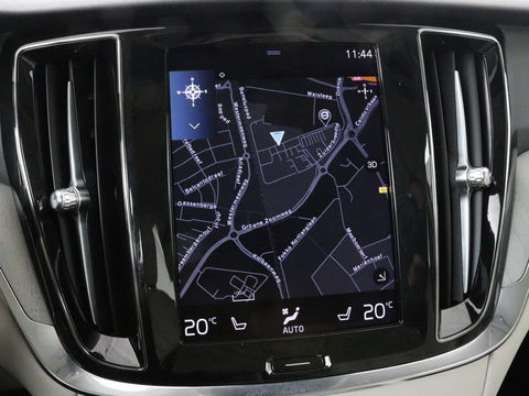 Volvo V60 2.0 B4 Inscription | Panoramadak | Trekhaak | Leder | Stoel & stuurverwarming | Head-Up | Adaptive cruise | Harman/Kardon | 360 camera | Carplay | Navigatie | Memory | Full LED | Keyless