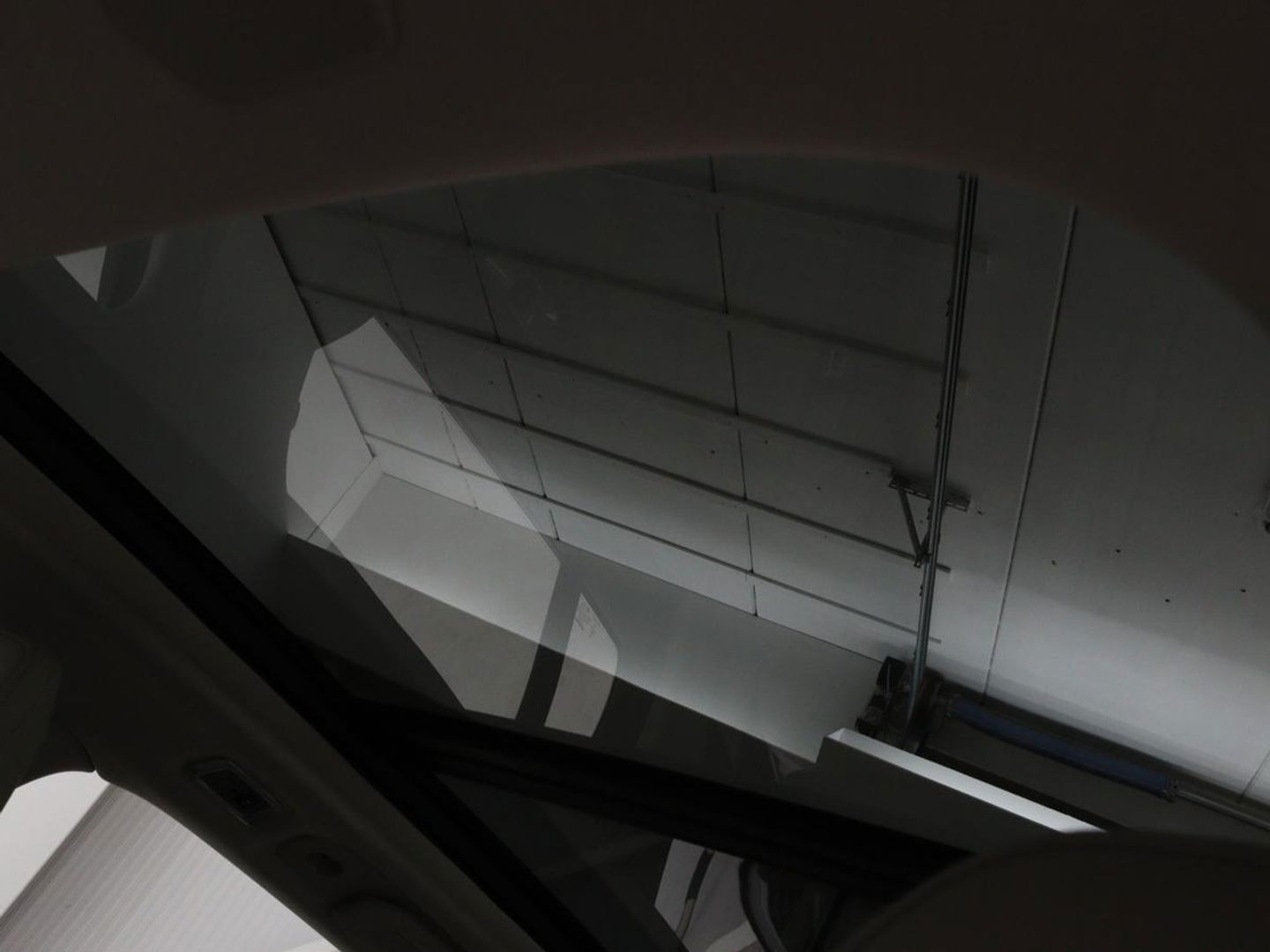 Volvo V60 2.0 B4 Inscription | Panoramadak | Trekhaak | Leder | Stoel & stuurverwarming | Head-Up | Adaptive cruise | Harman/Kardon | 360 camera | Carplay | Navigatie | Memory | Full LED | Keyless