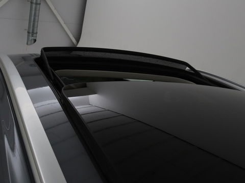 Volvo V60 2.0 B4 Inscription | Panoramadak | Trekhaak | Leder | Stoel & stuurverwarming | Head-Up | Adaptive cruise | Harman/Kardon | 360 camera | Carplay | Navigatie | Memory | Full LED | Keyless