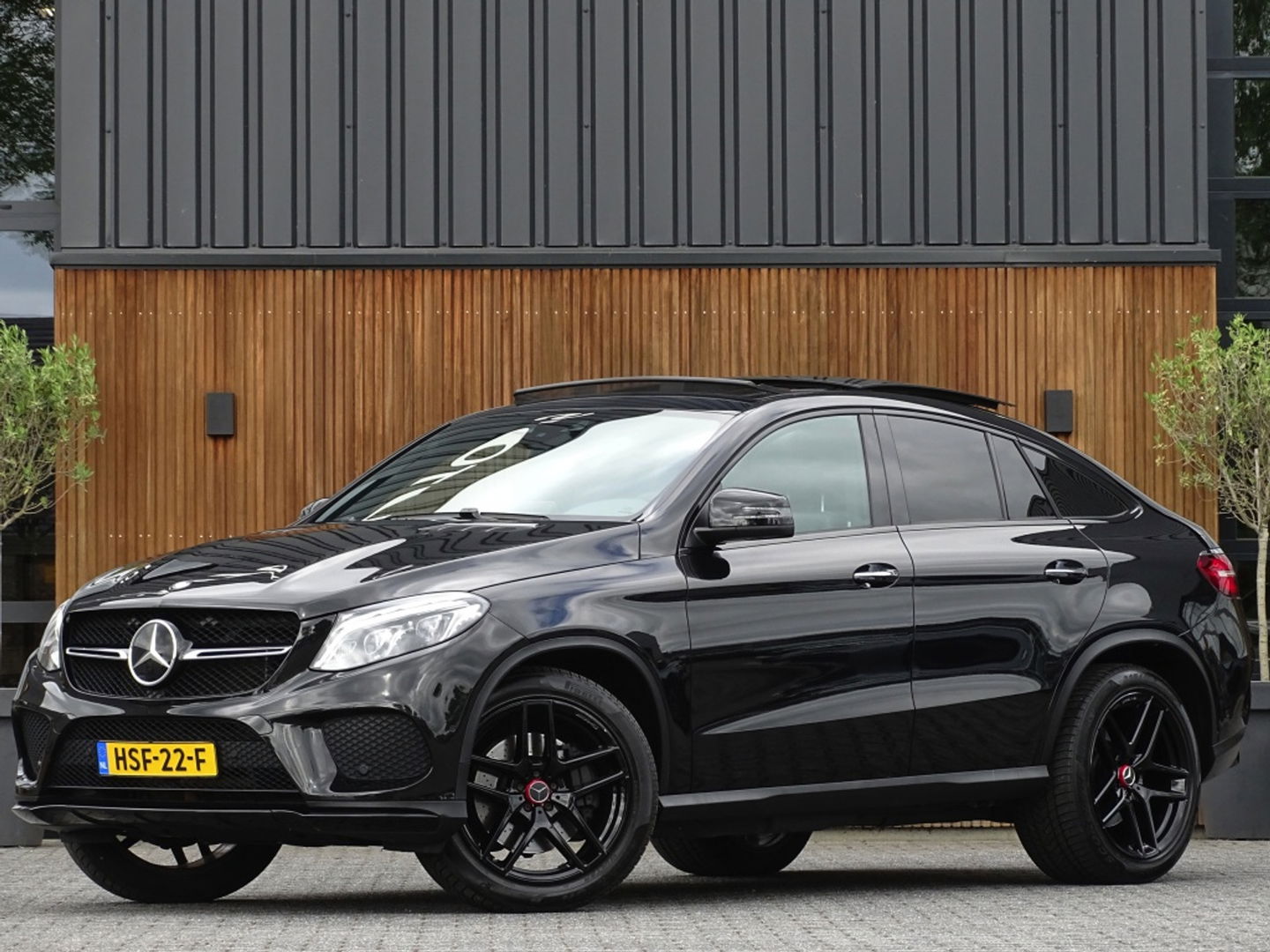 Mercedes-Benz GLE-Coupe 400 AMG 334PK 4-Matic / Harman Kardon / Softclose / LED