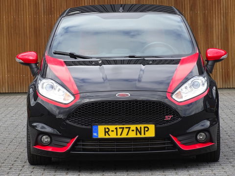 Ford Fiesta 1.6 ST 2 183PK / Milltek / ST-Line / 2016 / LED