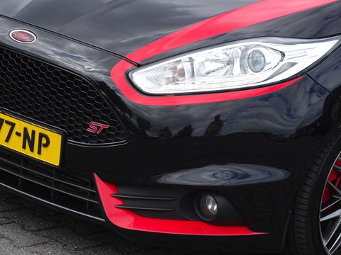 Ford Fiesta 1.6 ST 2 183PK / Milltek / ST-Line / 2016 / LED