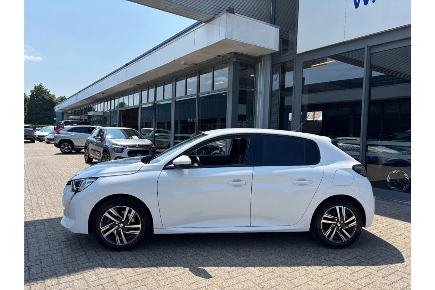 Peugeot 208 1.2 PT ALLURE 100 PK NAVI AIRCO/ECC VIRTUAL.