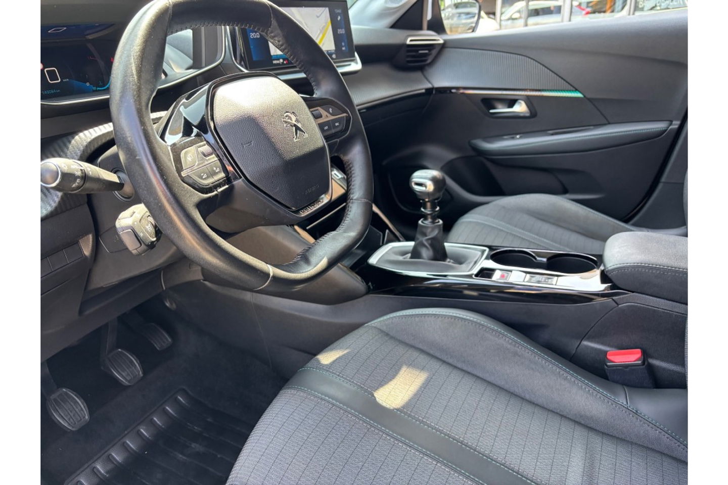 Peugeot 208 1.2 PT ALLURE 100 PK NAVI AIRCO/ECC VIRTUAL.