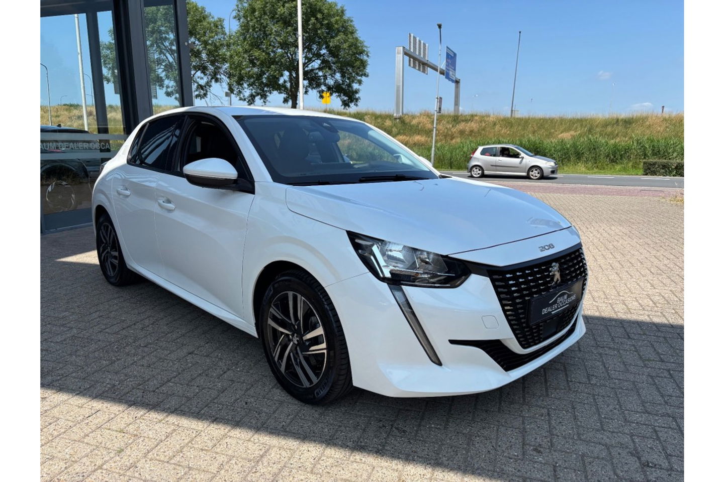 Peugeot 208 1.2 PT ALLURE 100 PK NAVI AIRCO/ECC VIRTUAL.