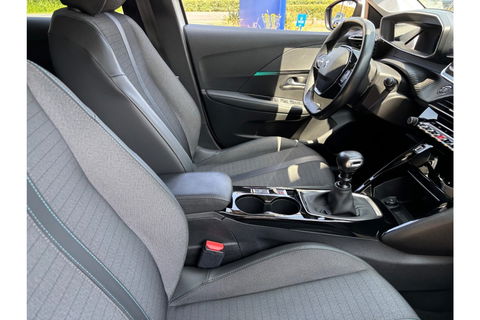 Peugeot 208 1.2 PT ALLURE 100 PK NAVI AIRCO/ECC VIRTUAL.