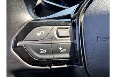 Peugeot 208 1.2 PT ALLURE 100 PK NAVI AIRCO/ECC VIRTUAL.