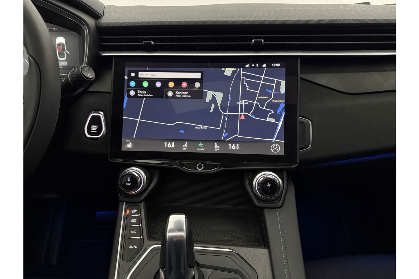 Lynk Co 01 1.5 262PK Hybride Pano Sfeerverl. LED Memory Clima ACC Camera Carplay Virtual Navi 20"LMV PDC