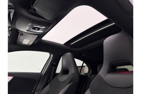 Mercedes-Benz A-Klasse 180 AMG Night Pakket Pano Multibeam LED Sfeerverl. Virtual Burmester Memory Seat Camera Cruise Clima 18"LMV Navi PDC