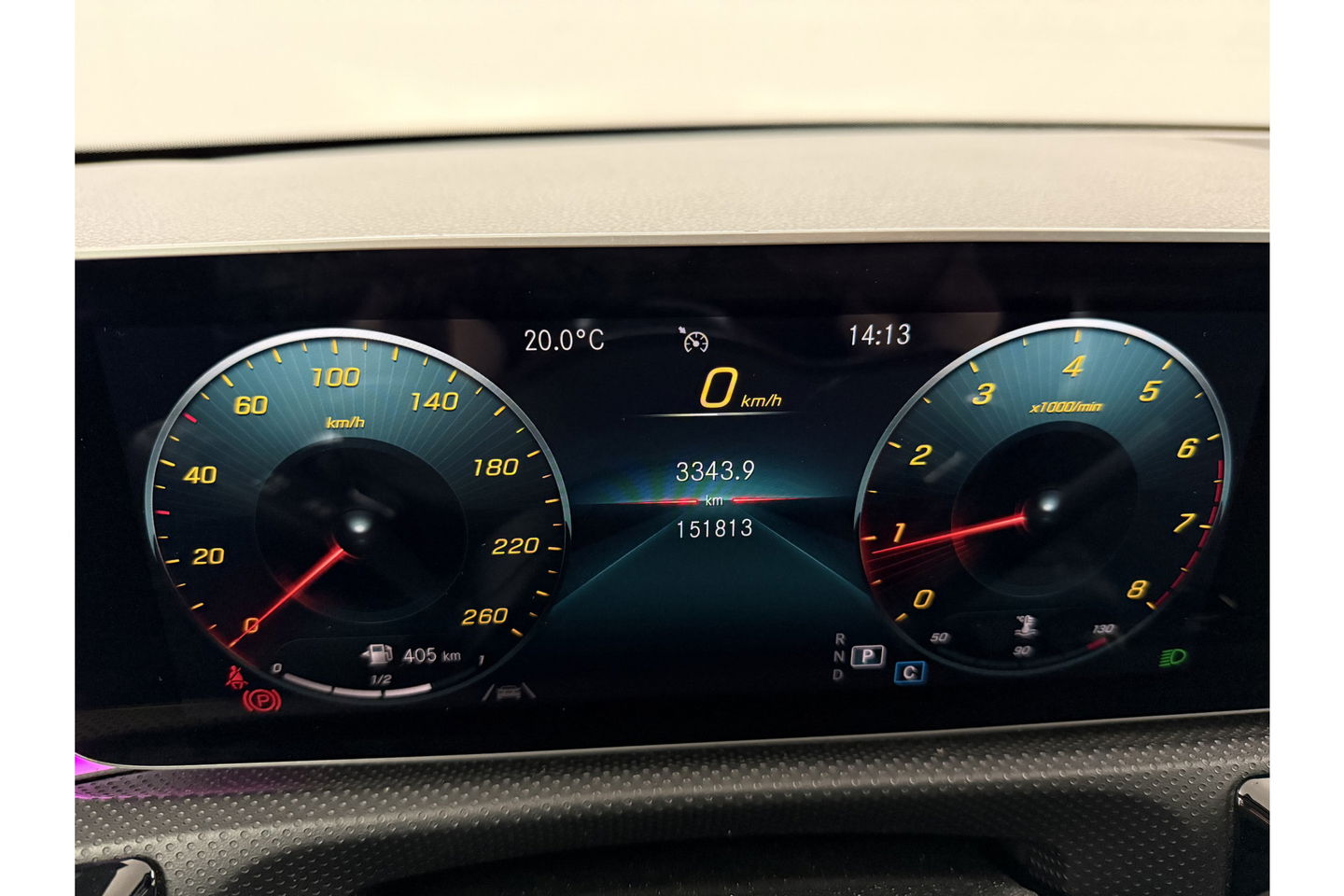 Mercedes-Benz A-Klasse 180 AMG Night Pakket Pano Multibeam LED Sfeerverl. Virtual Burmester Memory Seat Camera Cruise Clima 18"LMV Navi PDC