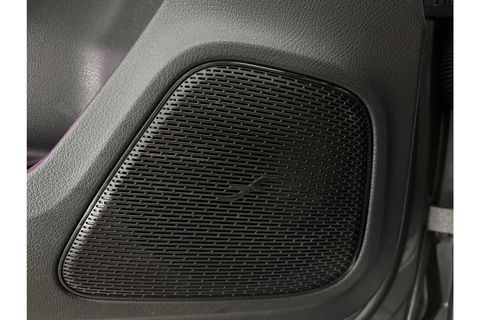 Mercedes-Benz A-Klasse 180 AMG Night Pakket Pano Multibeam LED Sfeerverl. Virtual Burmester Memory Seat Camera Cruise Clima 18"LMV Navi PDC