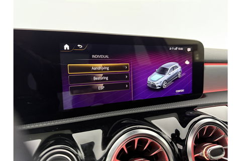 Mercedes-Benz A-Klasse 180 AMG Night Pakket Pano Multibeam LED Sfeerverl. Virtual Burmester Memory Seat Camera Cruise Clima 18"LMV Navi PDC